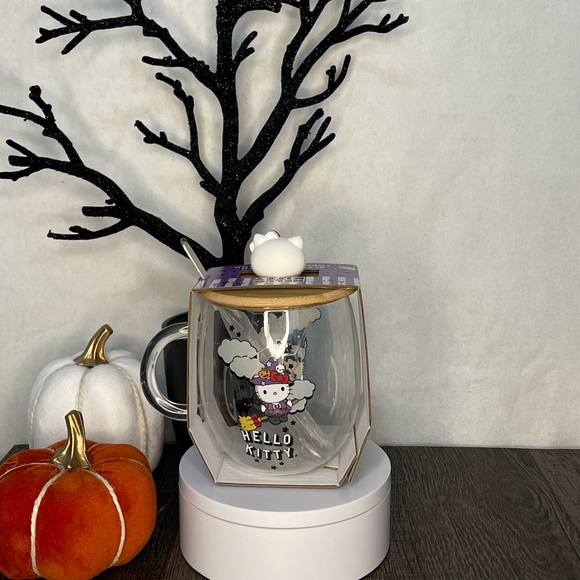 Hello kitty witch mug - Picture 3 of 3